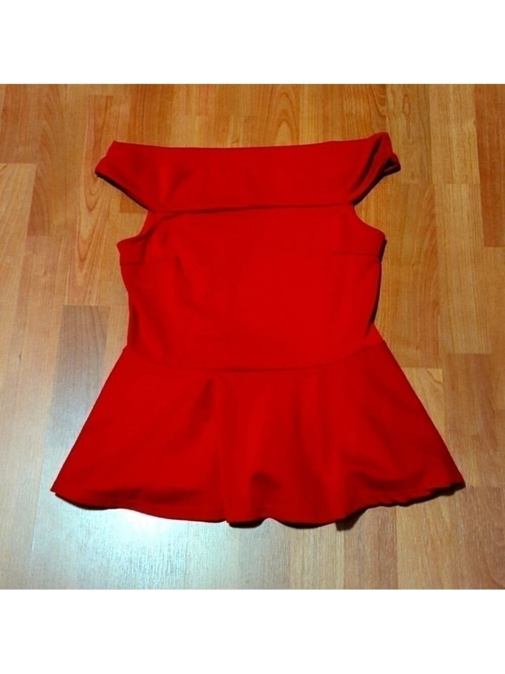 Charlotte Russe Red Off Shoulder Top Large